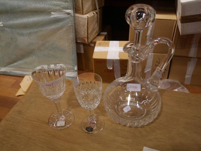 Carafe à décanter Avignon, Un verre St Louis Trianon