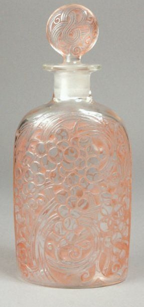 Carafe « Raisins » (1920) à corps ovoïde plat avec son bouchon d'origin