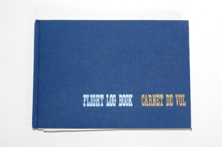 CARNET DE VOL AIR FRANCE, offert en 1962 aux membres du jet club Air France, avec une lettre tapuscrite du représentant Air France en Haute-Volt