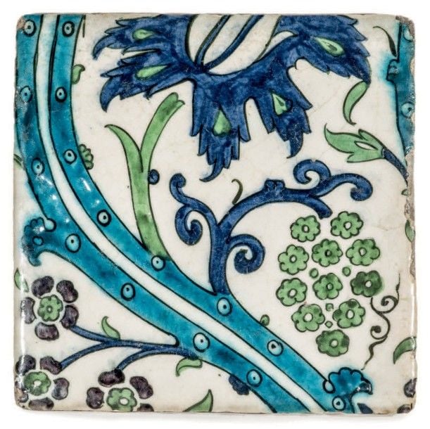 Carreau Ottoman à décor de grappes de raisin