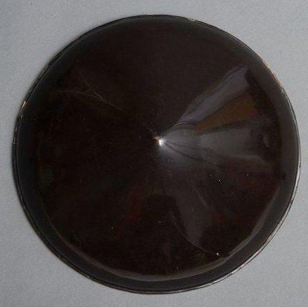 Casque de samouraï (jingasa) laqué noir en forme coniqu