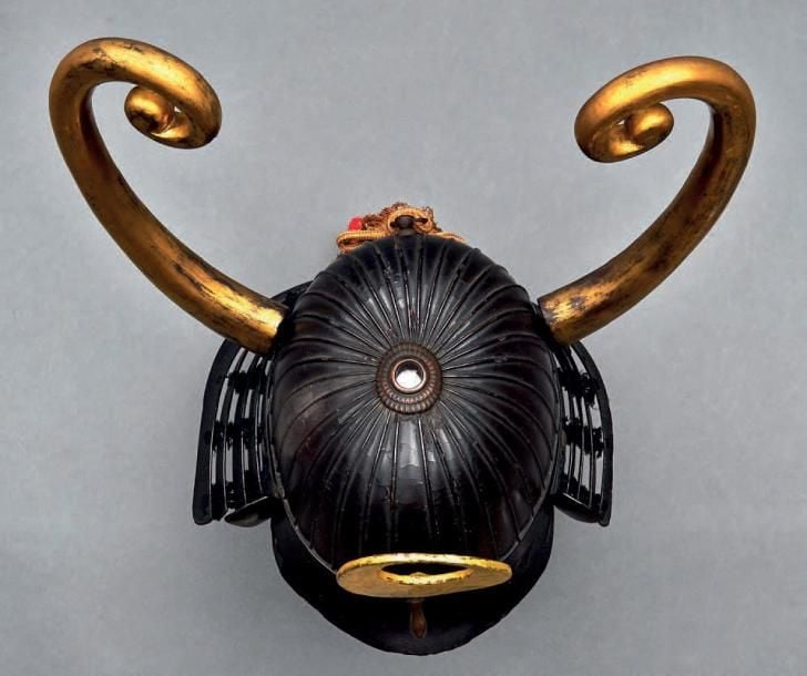 CASQUE HOSHI KABUTO à trente-deux lamelles (casque «étoile»