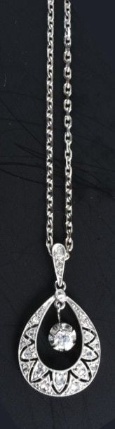 Chaîne et pendentif en or blanc 18k (750°/00