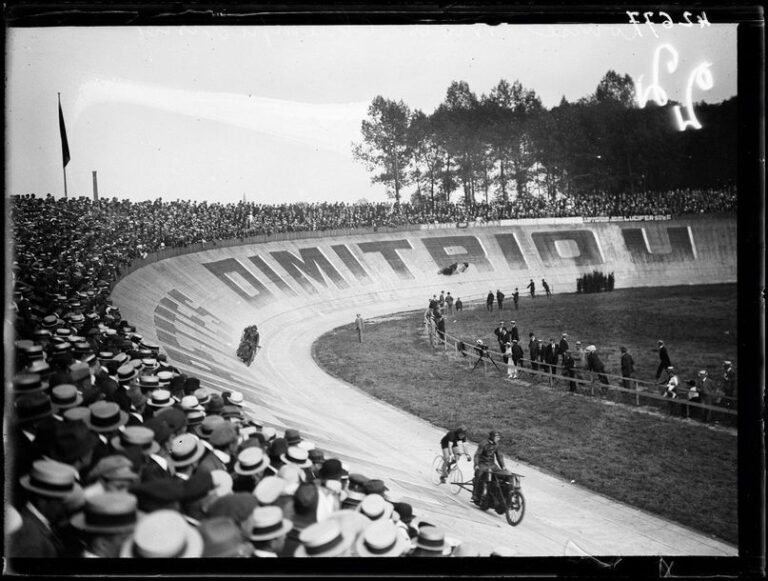 Championnats du monde de cyclisme sur piste - 1920 © Collections L'Équipe 8 août 192