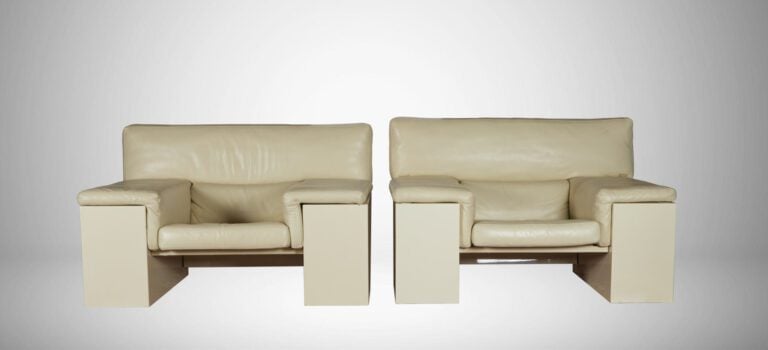 CINI BOERI (NÉ EN 1924) - Canapé et deux fauteuils modèle « Brigadier » - à str…