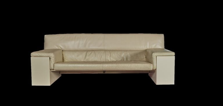 CINI BOERI (NÉ EN 1924) - Canapé et deux fauteuils modèle « Brigadier » - à str…