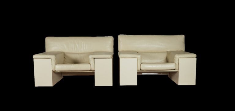 CINI BOERI (NÉ EN 1924) - Canapé et deux fauteuils modèle « Brigadier » - à str…