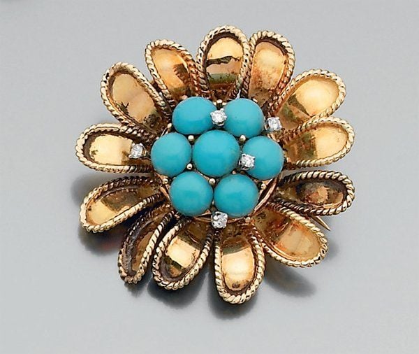 CLIP DE CORSAGE « fleur » en or jaune partiellement torsad