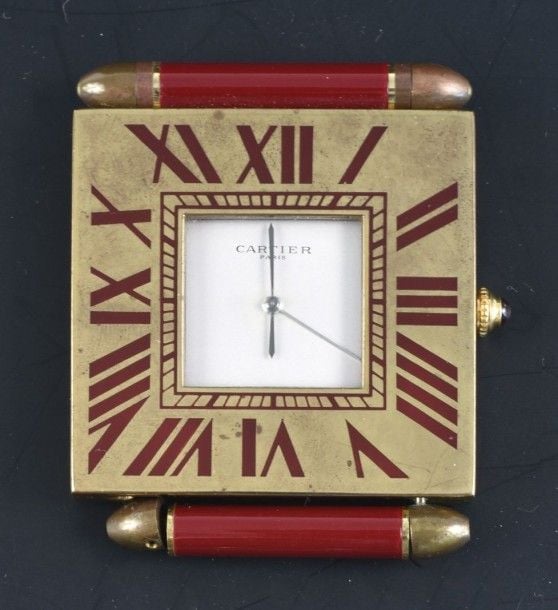 Collection MUST de CARTIER Pendulette de voyage au cadran en laiton doré et laque ocr