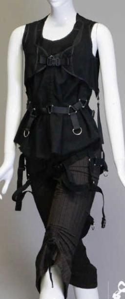 COMME DES GARCONS (printemps-été 2003)