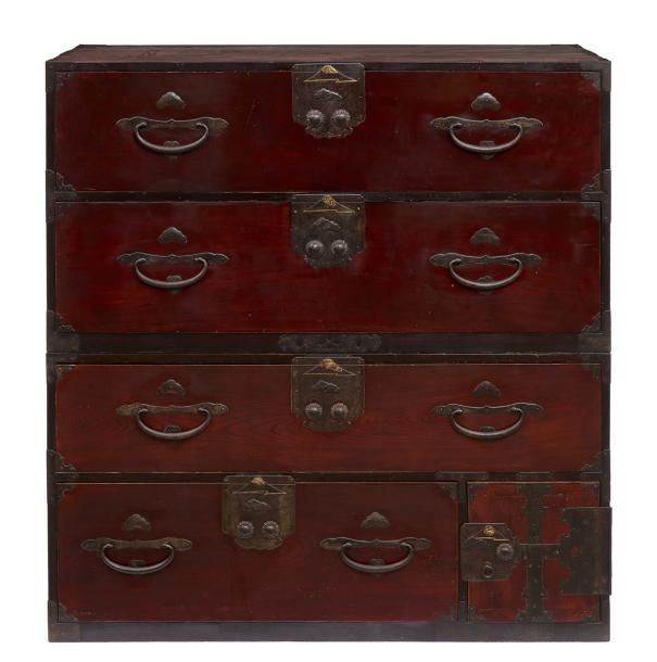 Commode pour vêtements (ishodansu) à deux corps de couleur marro