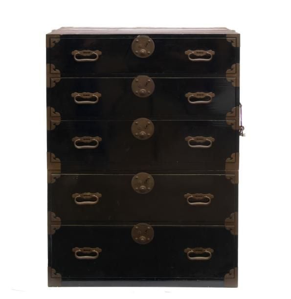 Commode (tansu) à deux corps garnie de laque marron fonc