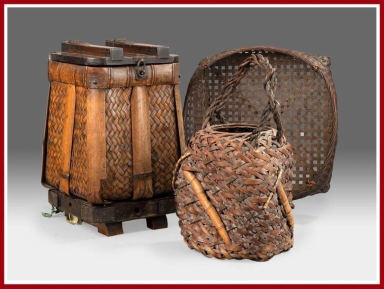 CORBEILLE EN BAMBOU VANNE / TRESSE