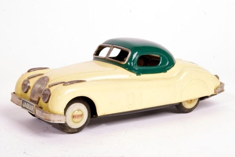 Coupé Jaguar XK 120 - Bandaï, Japon - 1955 tôle peinte et lith