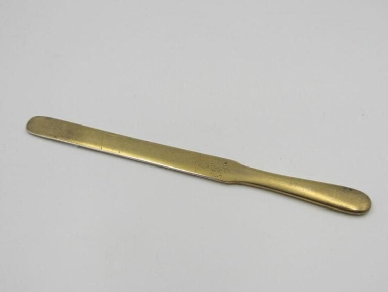 Coupe-papier en argent dor