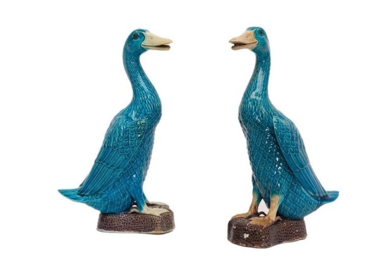 COUPLE DE CANARDS EN CERAMIQUE EMAILLEE TURQUOISE