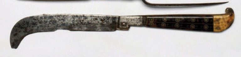 COUTEAU PLIANT À GREFFER, manche semelle rivée, bois et os, rosette