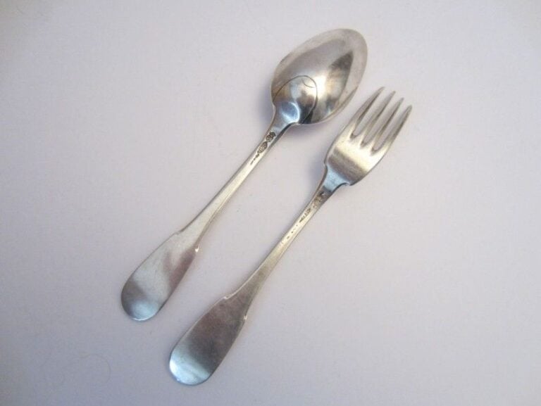 Couvert en argent unipla