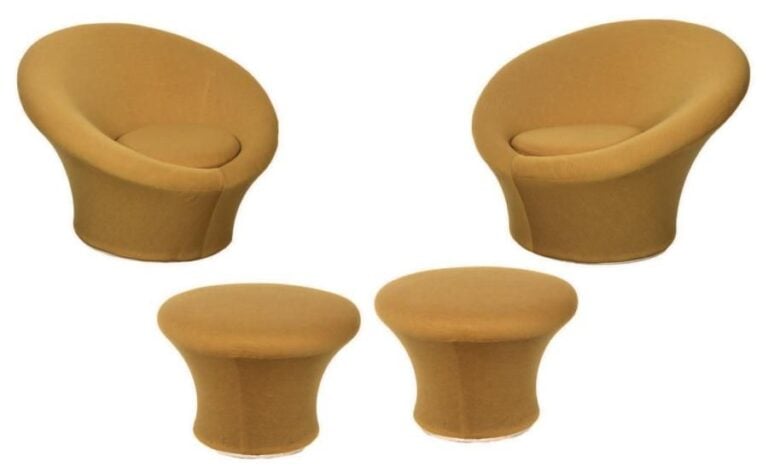 DEUX FAUTEUILS ET DEUX POUFS MUSHROOM