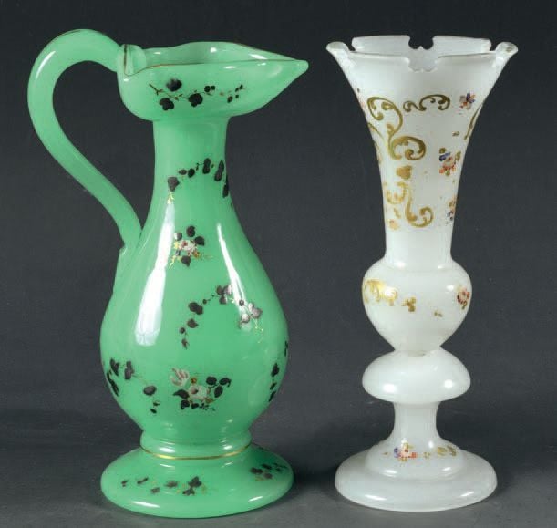 Deux objets en opaline d'époque Napoléon II