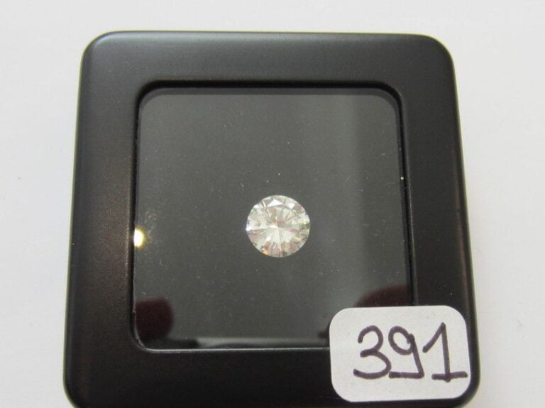 DIAMANT taille brillant pesant 2,25 carat