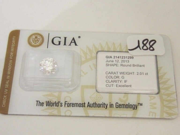 DIAMANT taille brillant sous scellé pesant 2,01 carat