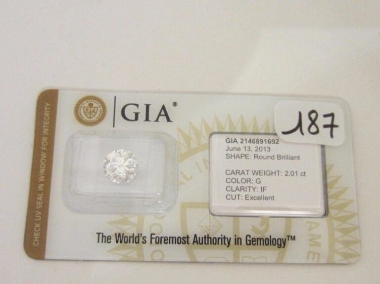 DIAMANT taille brillant sous scellé pesant 2,01 carat
