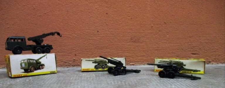 DINKY TOYS Camion militaire berliet 6x6 dépannage, Ref : 80