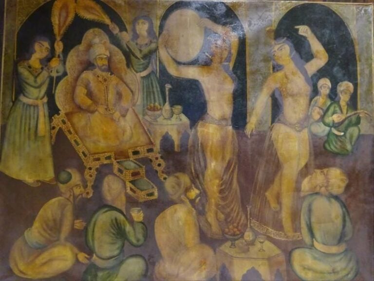 ECOLE IRANIENNE (XIXe-XXe siècle) Deux scènes probablement issues du Shahnameh Ferdowsi Suite de deux huiles sur toiles  L'une portant une inscription vernaculaire 112 x 146 et 134 x 193 cm Note : Il s'agit là de deux remarquables témoignages de la peinture de café iranienne qui se distingue, notamment, par son goût pour le détai