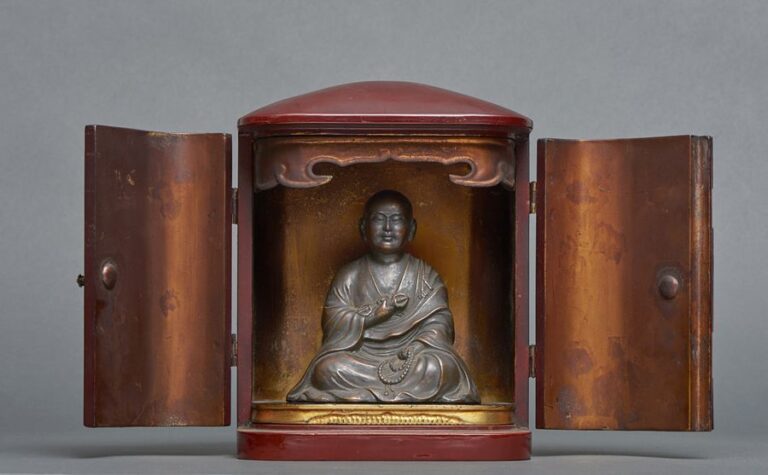 Effigie en grès du moine Kukai (Kobo daishi), fondateur de la branche Shingon de l'école japonaise de bouddhisme ésotériqu