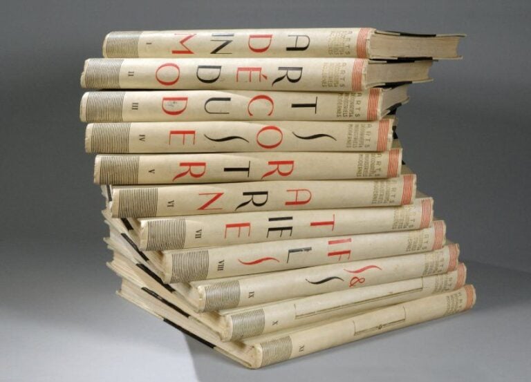 « Encyclopédie des Arts décoratifs et industriels modernes au XXe siècle