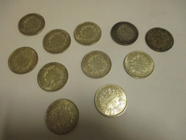 Ensemble de 11 pièces de 10 francs Hercule argent (1964-1973) de 1965 (3), 1966 (4), 1967, 1968 (2) et 197