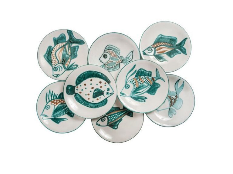 Ensemble de 8 assiettes en céramique à décor de poisson