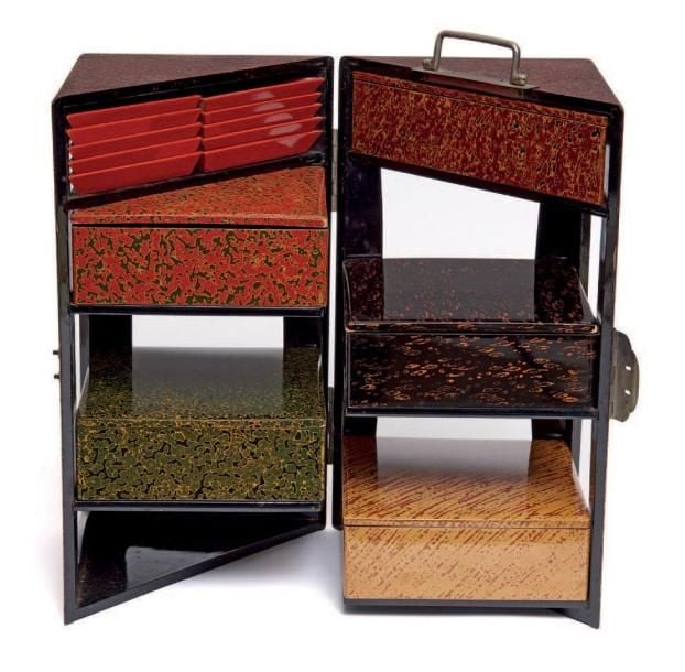 ENSEMBLE DE BOÎTES BENTO garnies de laque wakasanur