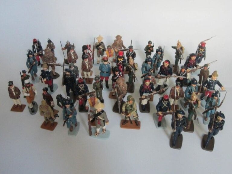 Ensemble de figurines contemporaines CBG Grandes Tailles, Del prado, Alymear et