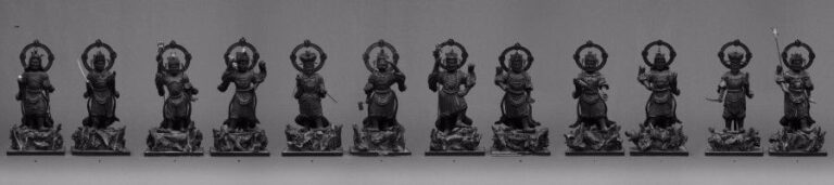 Ensemble très rare et complet de douze statuettes représentant les douze généraux célestes (jûni shinshô, également appelés jûni yaku sha taishô