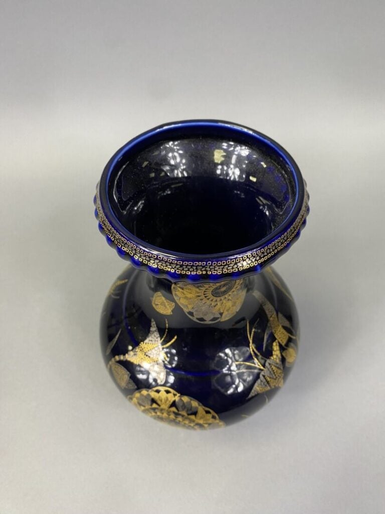 Erich ROZEWICZ (1919-2002), Manufacture de Monaco - Vase balustre en porcelaine…