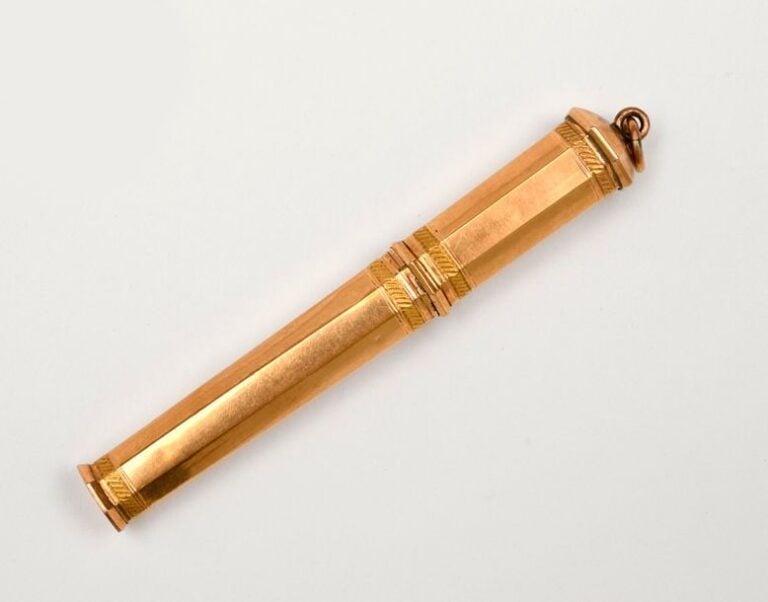 ETUI en or jaune à pan