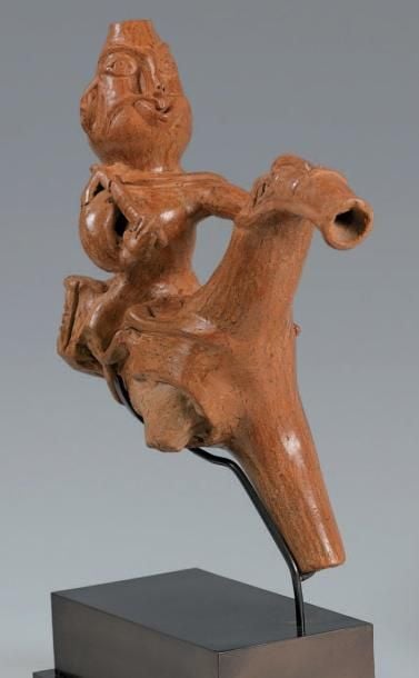 Exceptionnel fragment d'un important rhyton en forme de cavalie