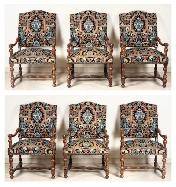 Exceptionnelle suite de six fauteuils en noye