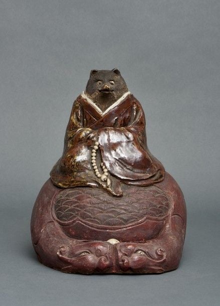 Figurine en céramique de Bizen figurant Tanuki D?hach