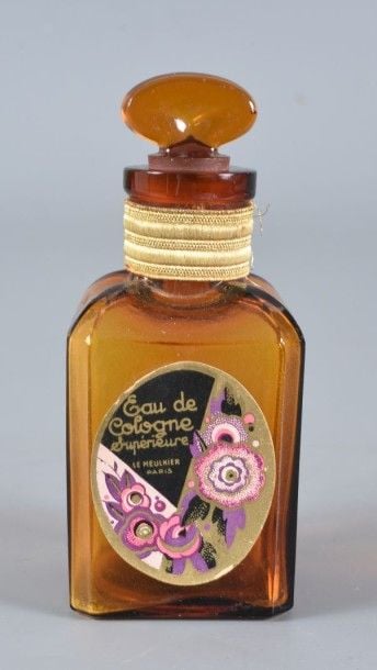Flacon d'eau de cologne supérieure à section carrée en verre ambre; galon doré autour du co
