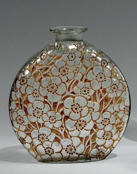 Flacon « Le Lys » (1922), sans bouchon modèle spécial réalisé pour le parfumeur d'Orsay