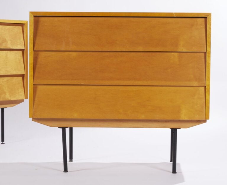FLORENCE KNOLL(1917-2019) - Suite de deux commodes formant coiffeuse et - burea…