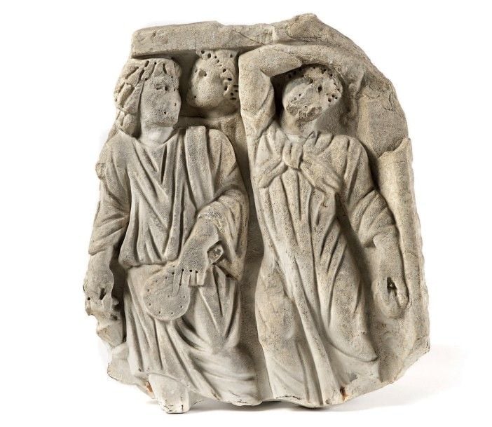 Fragment de sarcophage représentant un cortège bachiqu