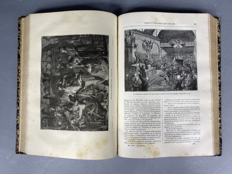 G. DE GENOUILLAC - Paris à travers les siècles - Deux volumes, demi-reliure car…