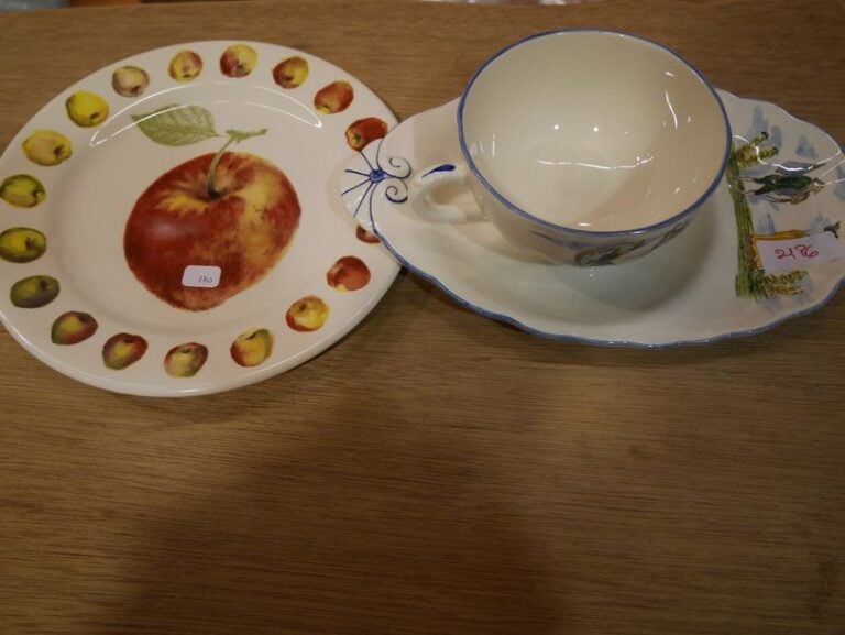 Gien : Partie de service fruits et tasse