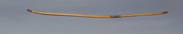 Grand arc (yumi) en bambou sans cord