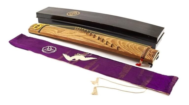 Grand koto (cithare japonaise