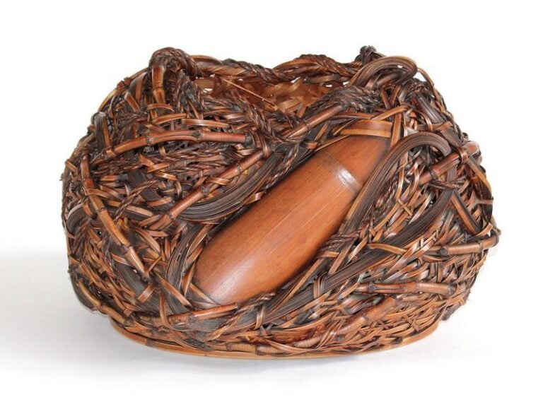Grand panier en vannerie pour arrangement de fleur ikebana de forme oval